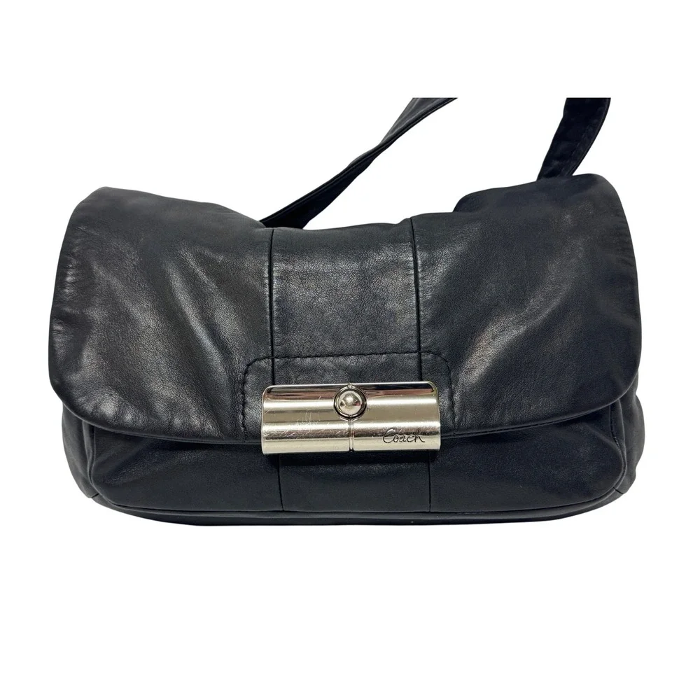 Coach Black Leather Shoulder Bag Flap Turnlock Closure Silver‎ Hardware Hobo